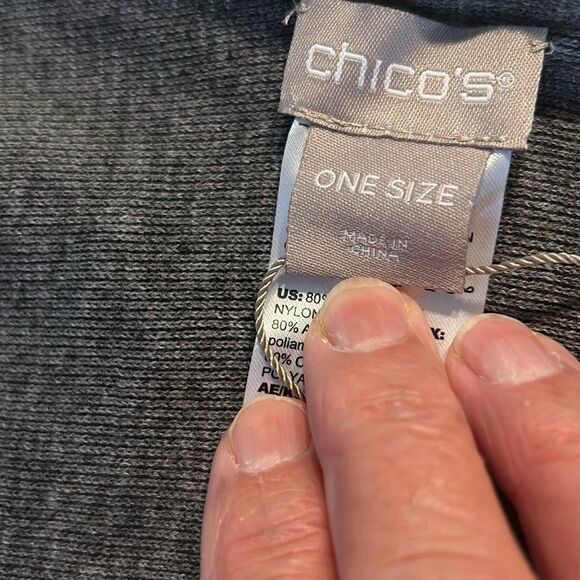 CHICOS Reversible Travel Wrap - Picture 8 of 9